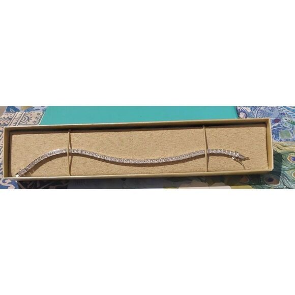 Gorgeous New 15.9 Ct. Princess Cut Sim Diamond Tennis Bracelet~18KWGP - Picture 3 of 4